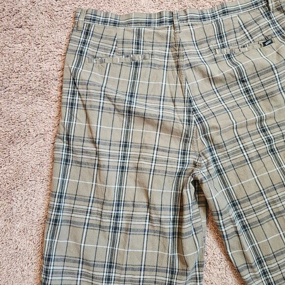 Vans Plaid Shorts Mens 38 Green Slash Pocket Skater Casual Outdoors - Picture 8 of 11